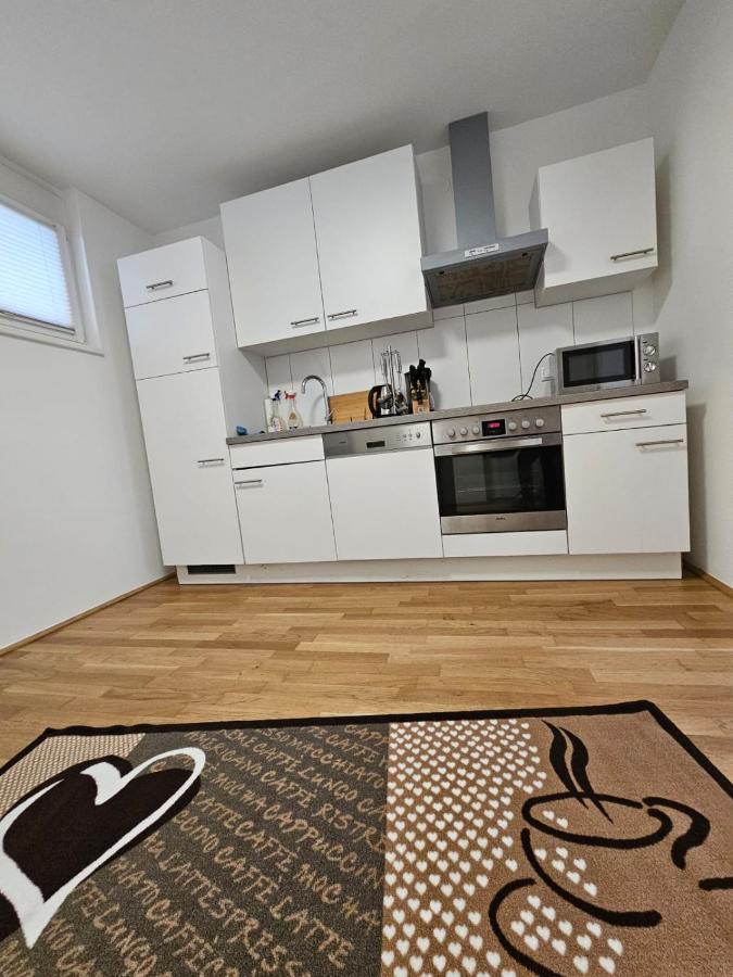 Stylish Apartment In Innsbruck + 1 Parking Spot Exterior foto